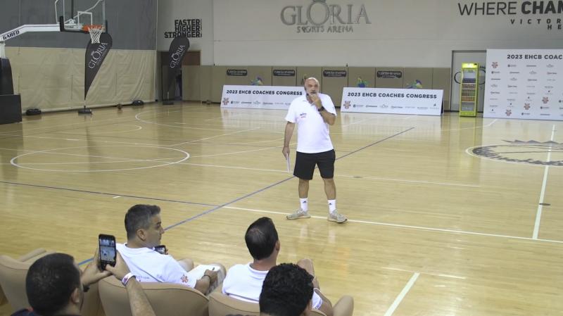 Pablo Laso - Different Ways of Defending the Pick And Roll